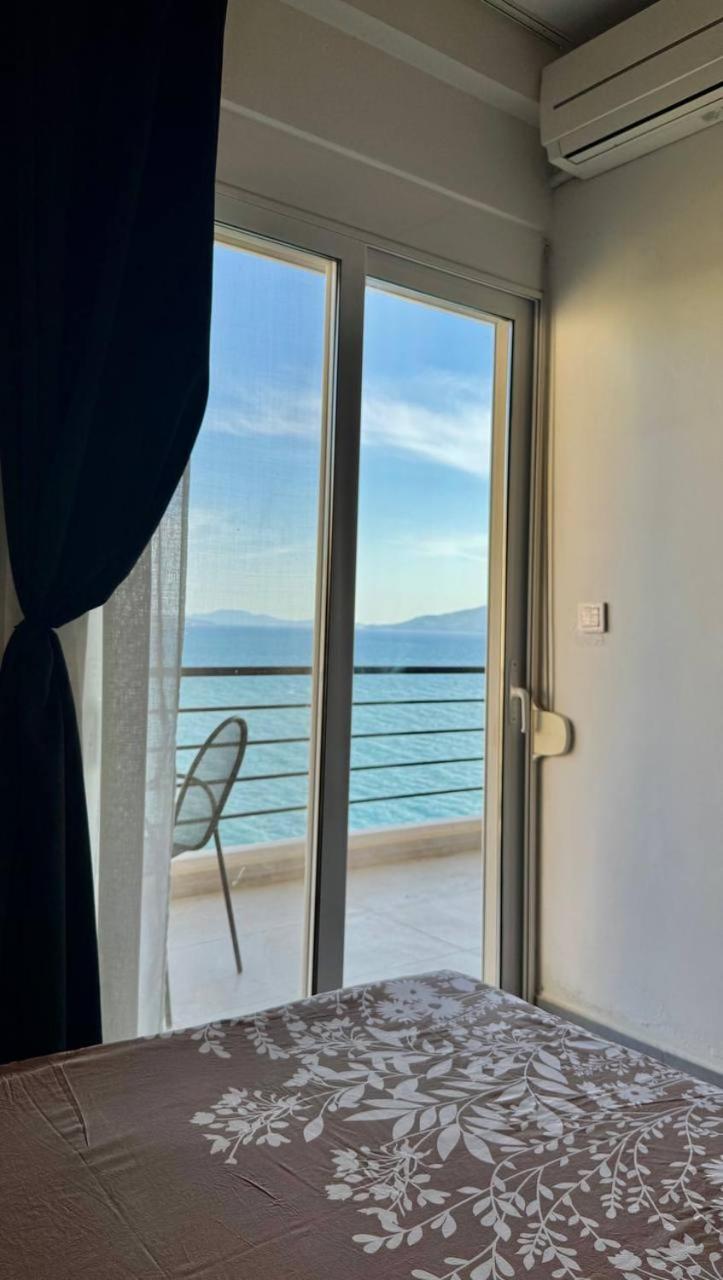 Viola Sea View Penthouse Apartamento Sarandë Exterior foto