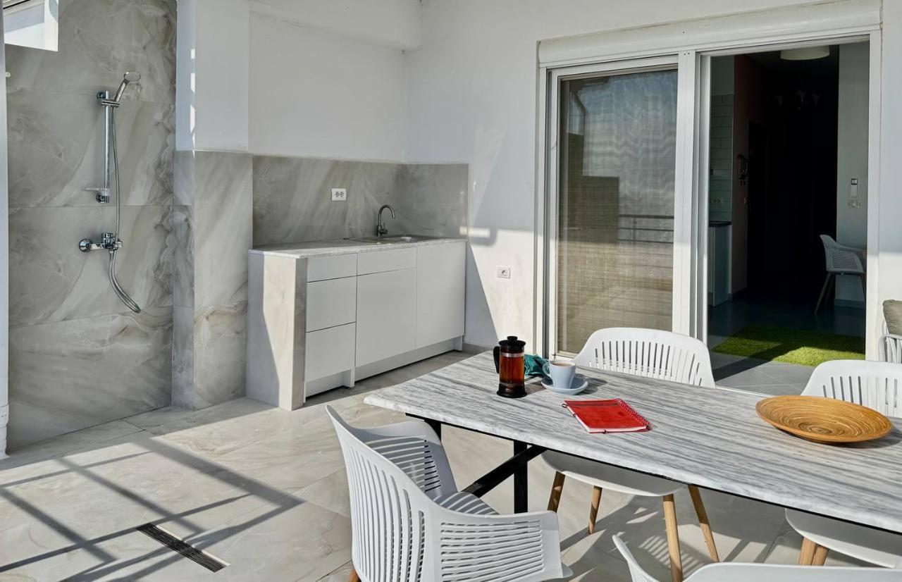 Viola Sea View Penthouse Apartamento Sarandë Exterior foto