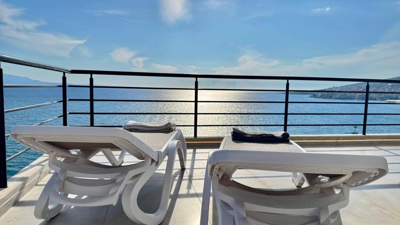 Viola Sea View Penthouse Apartamento Sarandë Exterior foto
